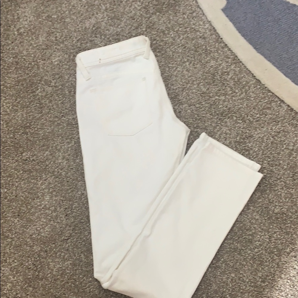 DL1961 mid rise straight leg white jeans